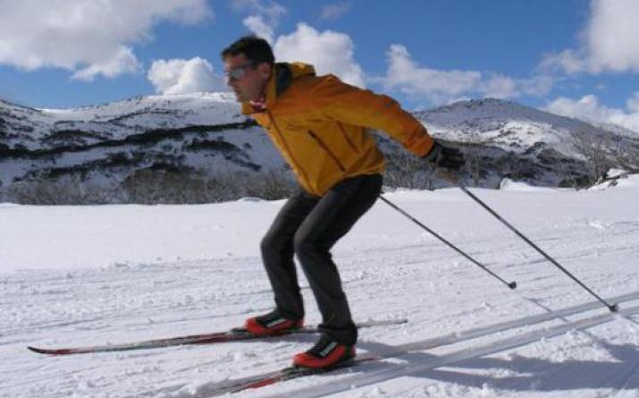 Как правильно подготовить беговые лыжи к катанию Подготовка коньковых лыж в домашних условиях
